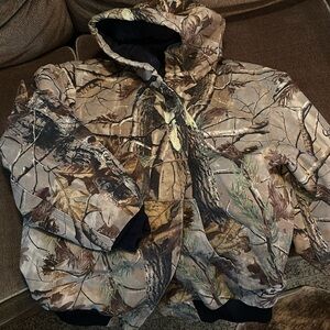 Carhartt medium weight hunting coat